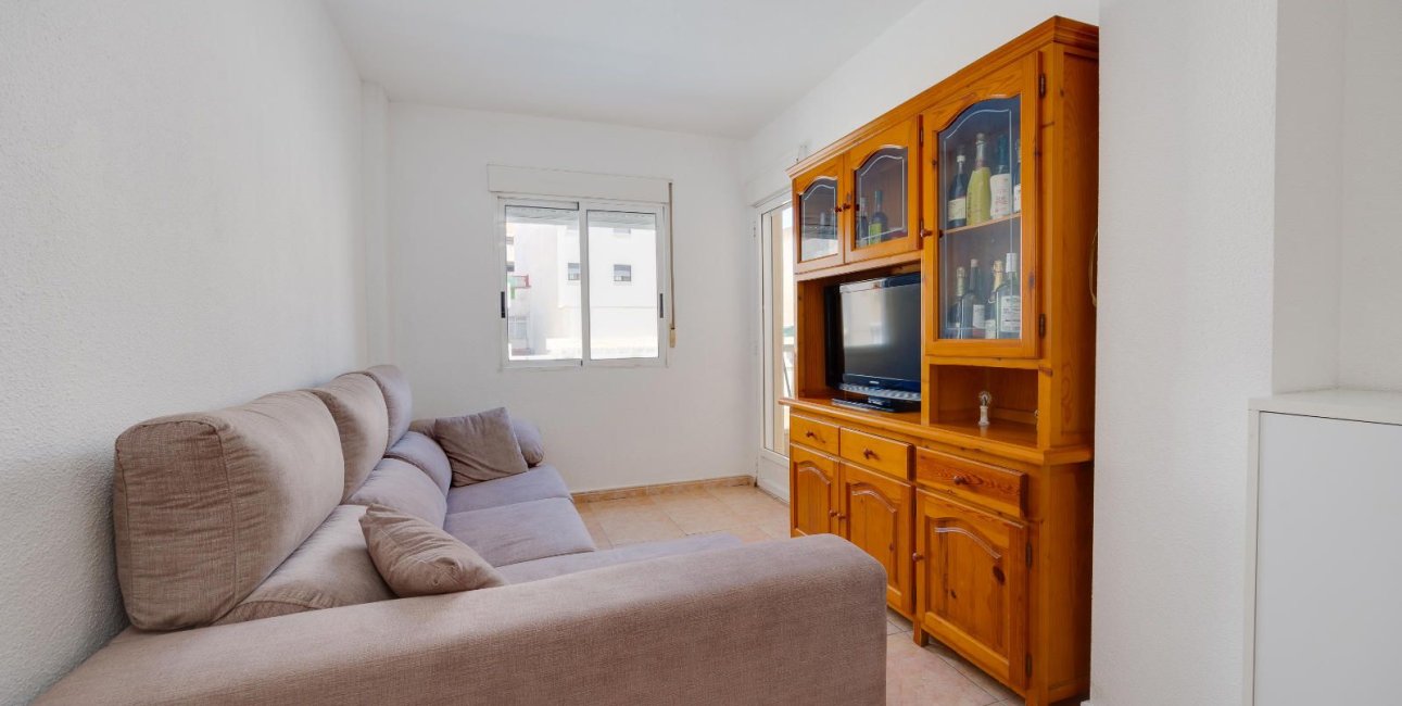 Resale - Apartment / flat -
Torrevieja - Centro