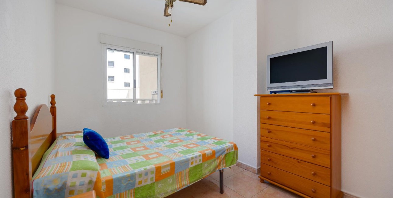 Resale - Apartment / flat -
Torrevieja - Centro