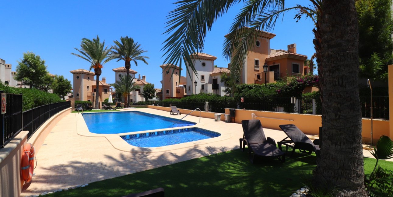 Resale - Townhouse -
Algorfa - La Finca Golf Resort