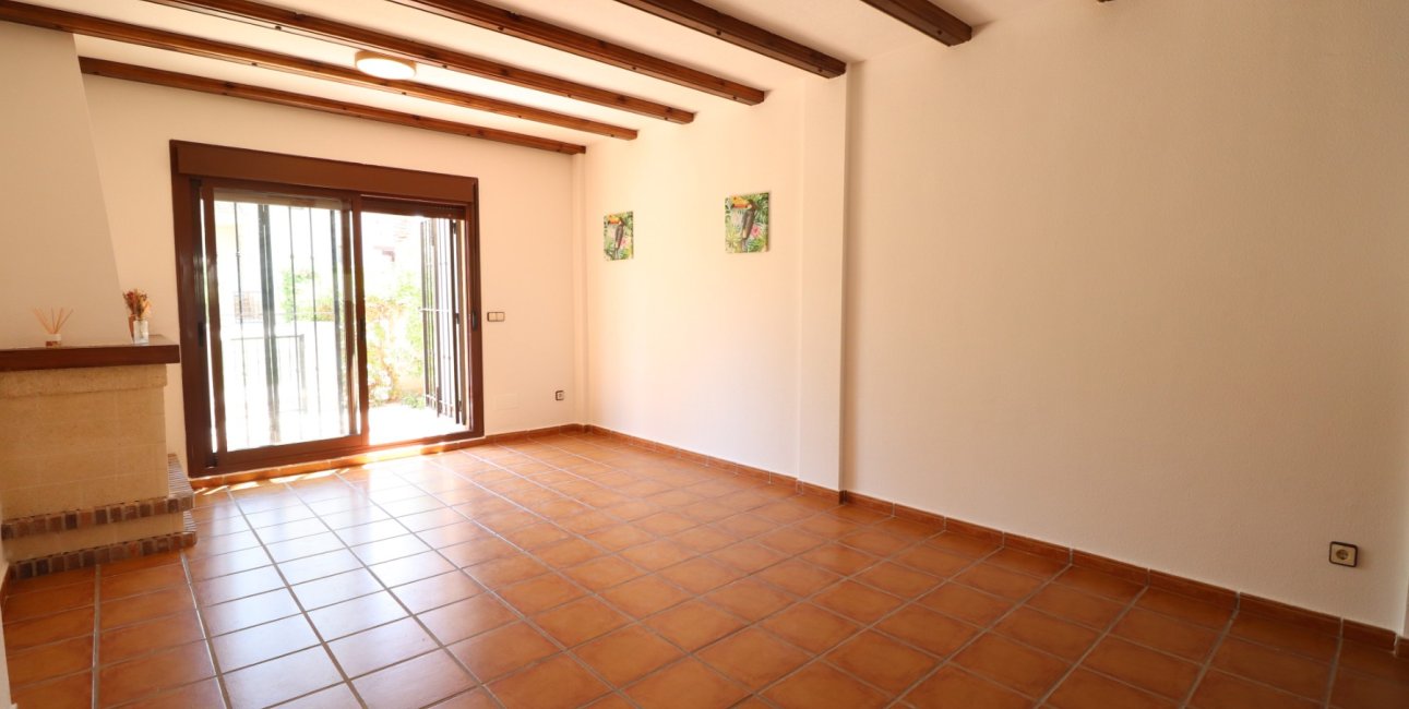 Resale - Townhouse -
Algorfa - La Finca Golf Resort