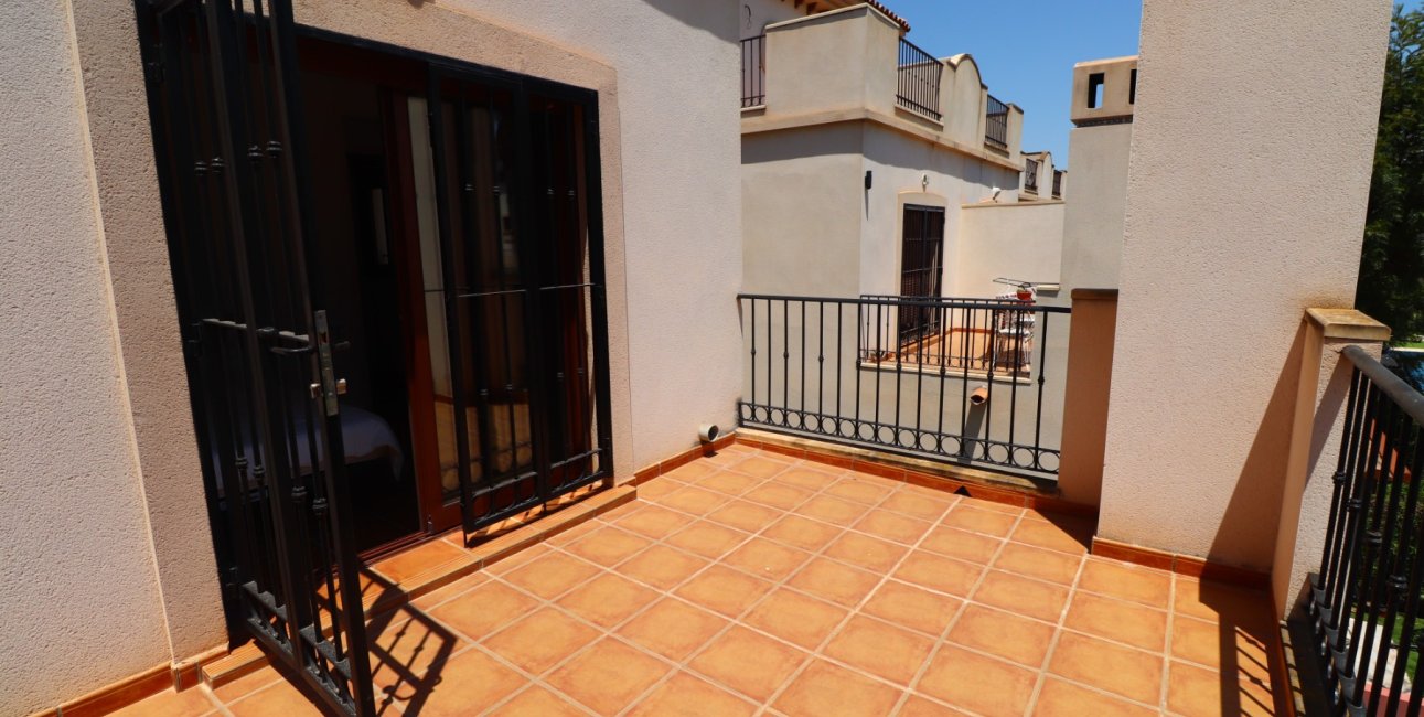 Resale - Townhouse -
Algorfa - La Finca Golf Resort