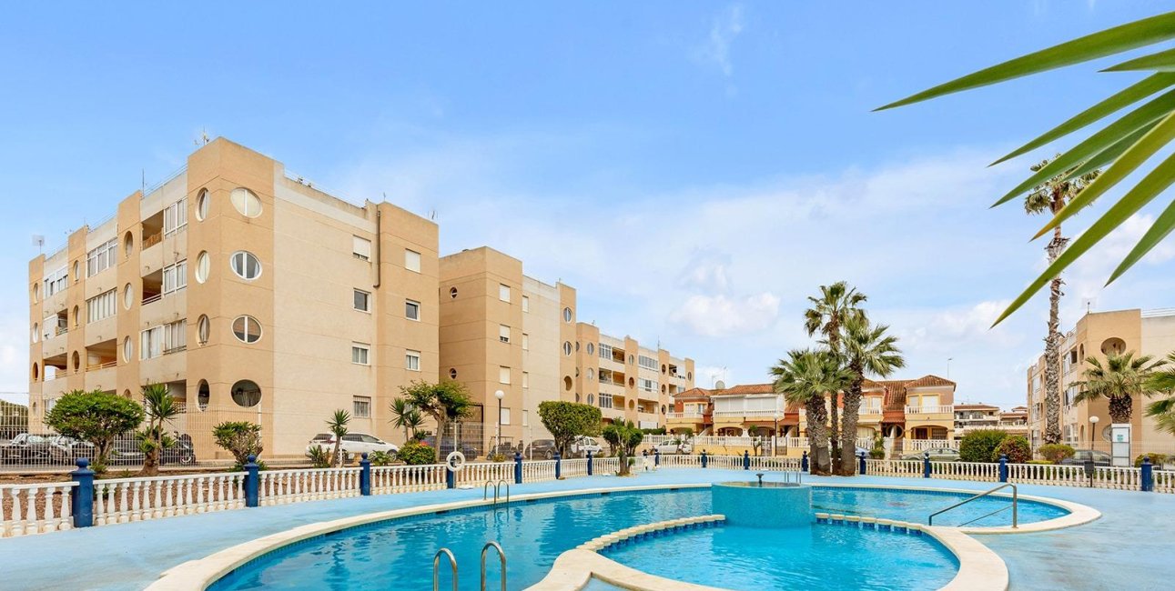 Resale - Apartment / flat -
Torrevieja - San Luis - Chaparal