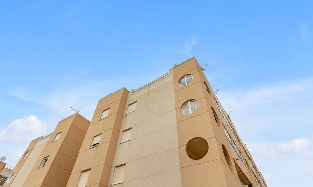 Resale - Apartment / flat -
Torrevieja - San Luis - Chaparal