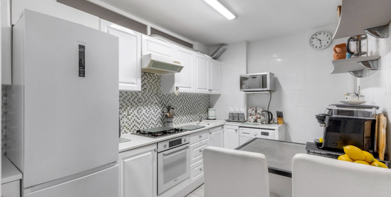 Resale - Apartment / flat -
Torrevieja - Playa del Cura