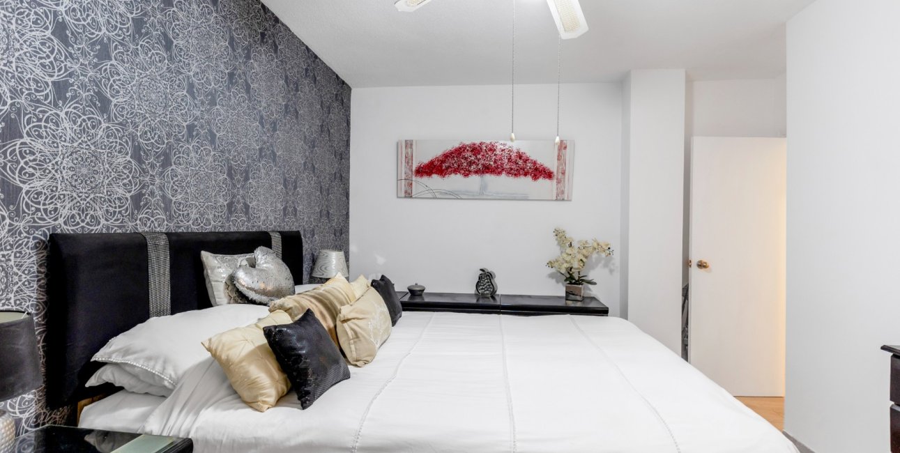 Resale - Apartment / flat -
Torrevieja - Playa del Cura