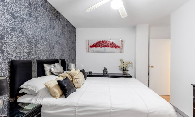 Resale - Apartment / flat -
Torrevieja - Playa del Cura