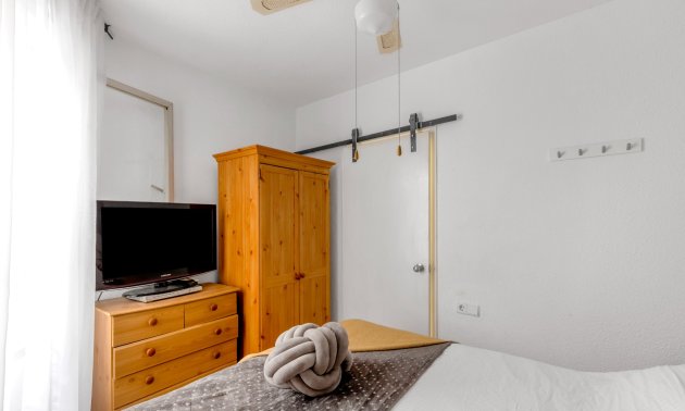 Resale - Apartment / flat -
Torrevieja - Playa del Cura