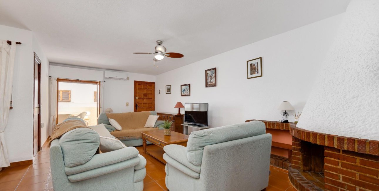 Resale - Apartment / flat -
Torrevieja - La Mata