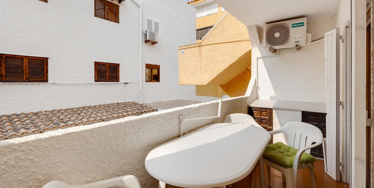 Resale - Apartment / flat -
Torrevieja - La Mata