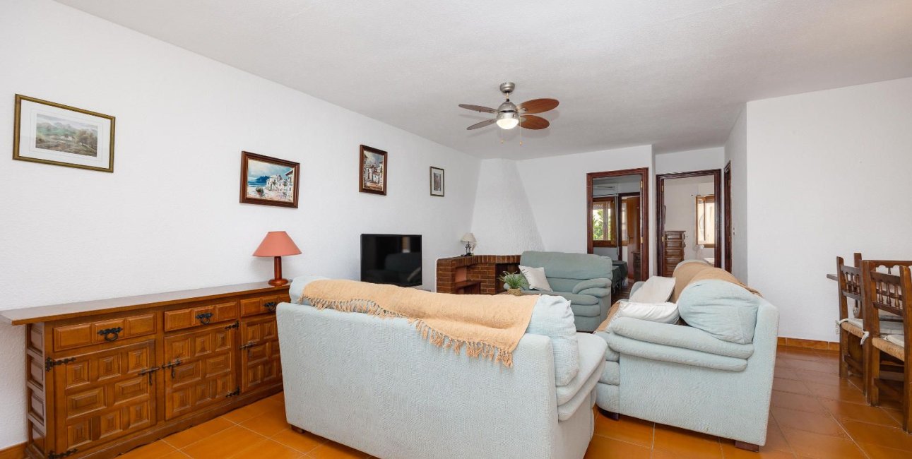 Resale - Apartment / flat -
Torrevieja - La Mata