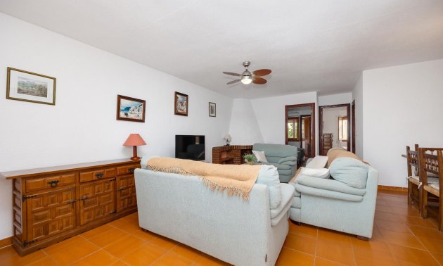 Resale - Apartment / flat -
Torrevieja - La Mata