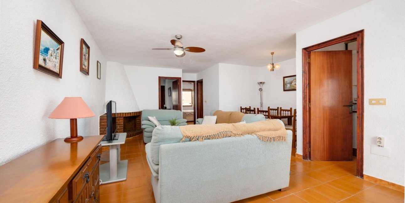 Resale - Apartment / flat -
Torrevieja - La Mata