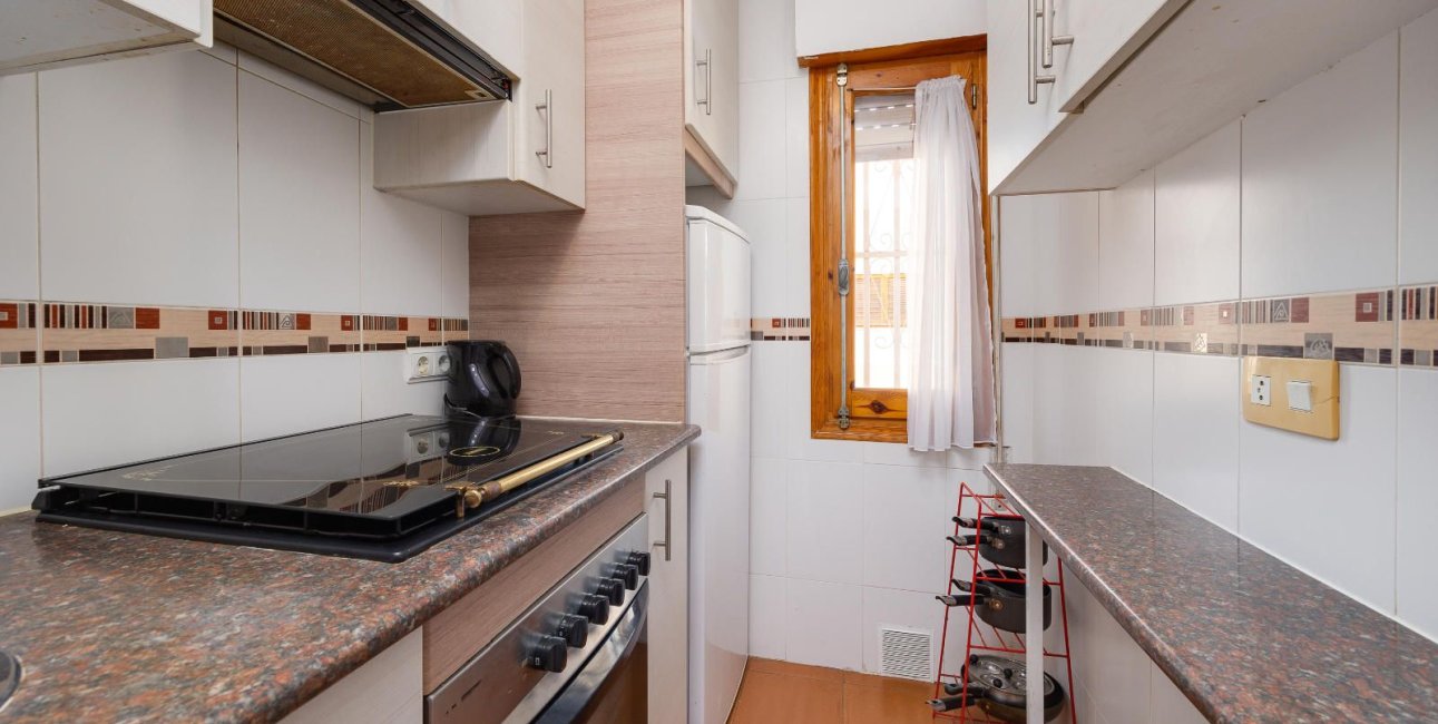 Resale - Apartment / flat -
Torrevieja - La Mata