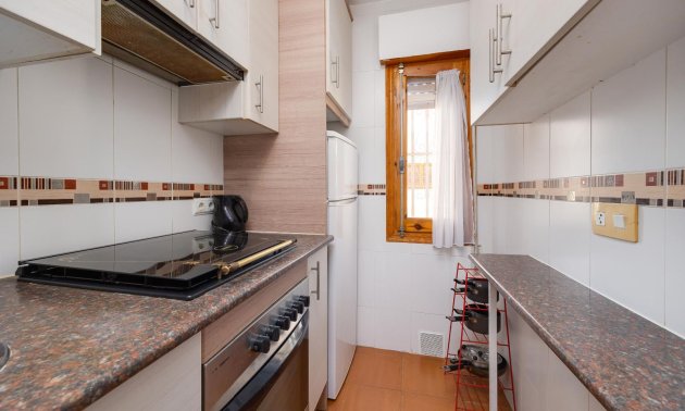 Resale - Apartment / flat -
Torrevieja - La Mata