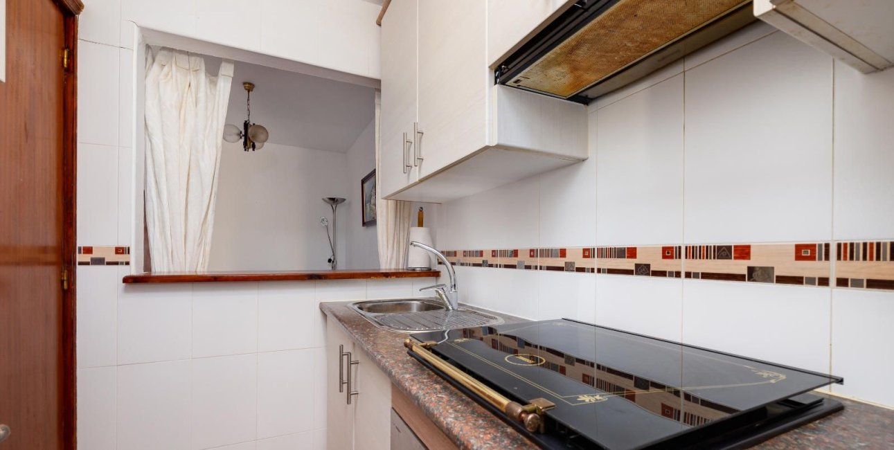 Resale - Apartment / flat -
Torrevieja - La Mata