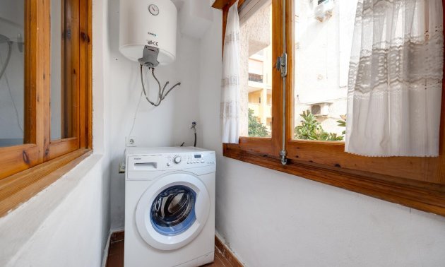 Resale - Apartment / flat -
Torrevieja - La Mata