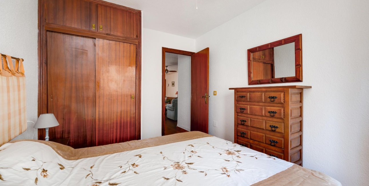 Resale - Apartment / flat -
Torrevieja - La Mata