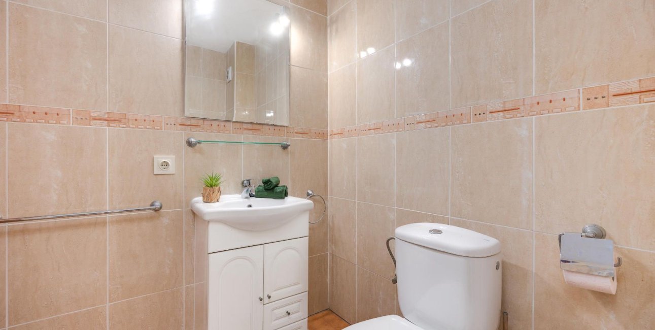 Resale - Apartment / flat -
Torrevieja - La Mata