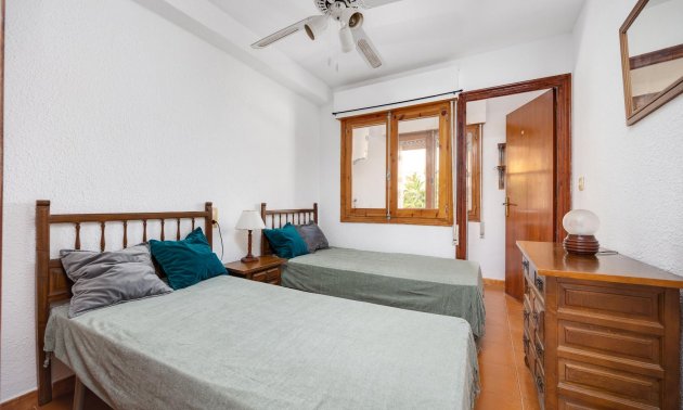 Resale - Apartment / flat -
Torrevieja - La Mata