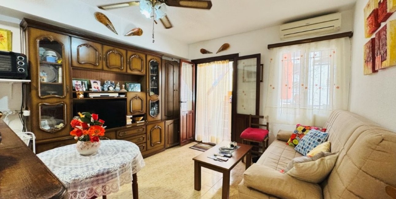 Rynek wtórny - Mieszkanie  -
Torrevieja - La Mata