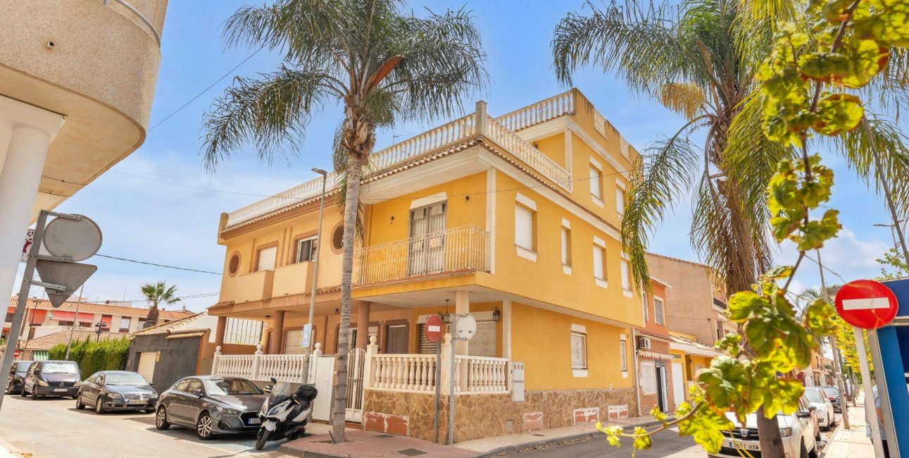 Rynek wtórny - Dupleks -
Los Alcázares - Centro