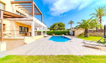 Resale - Villa -
Orihuela Costa - Cabo Roig