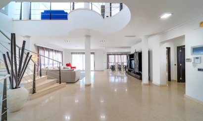 Resale - Villa -
Orihuela Costa - Cabo Roig