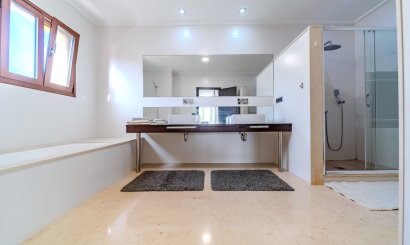 Resale - Villa -
Orihuela Costa - Cabo Roig