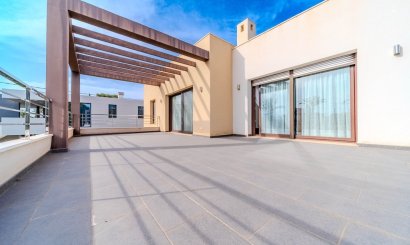 Resale - Villa -
Orihuela Costa - Cabo Roig